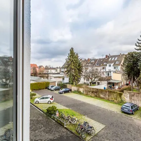 Budget Friendly Apartments Cologne Exterior photo