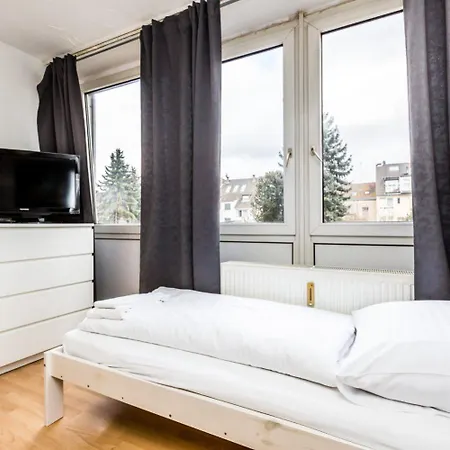 Budget Friendly Apartments Cologne Exterior photo